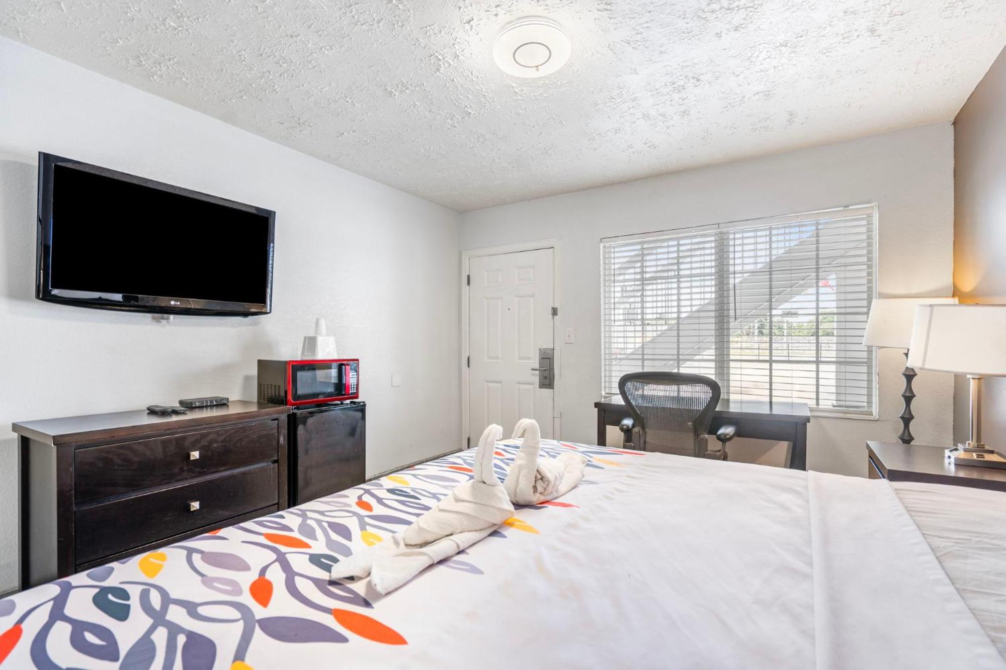 Budgetel Inns & Suites Augusta Downtown 706-945-1238 מראה חיצוני תמונה